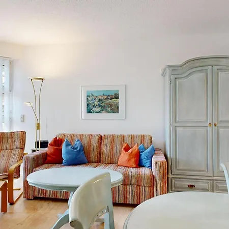 Haus Strelasund 23 * Binz